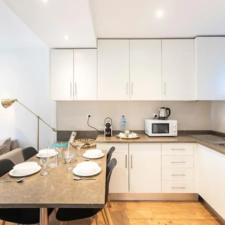 Lovelystay - Urban * Oporto